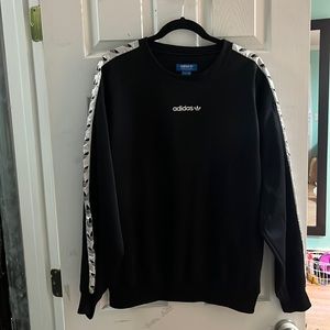 Adidas crewneck